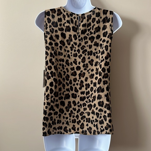NWT Leopard Print Pleated Top - Picture 4 of 6